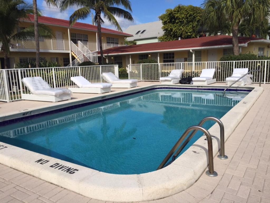 Luna Paradise By The Sea Aparthotel Lauderdale-by-the-Sea ภายนอก รูปภาพ